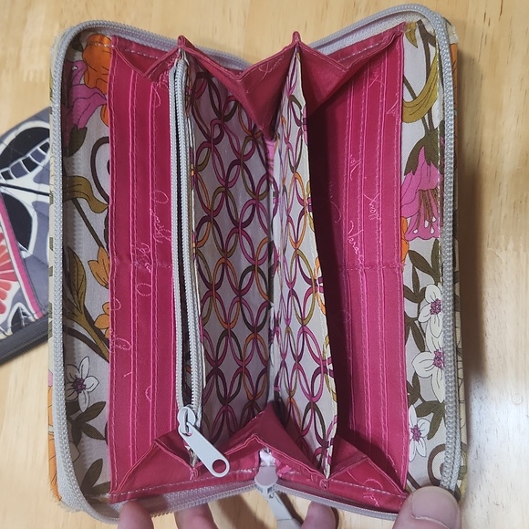 Very Bradley Bundle - Picture 4 of 5